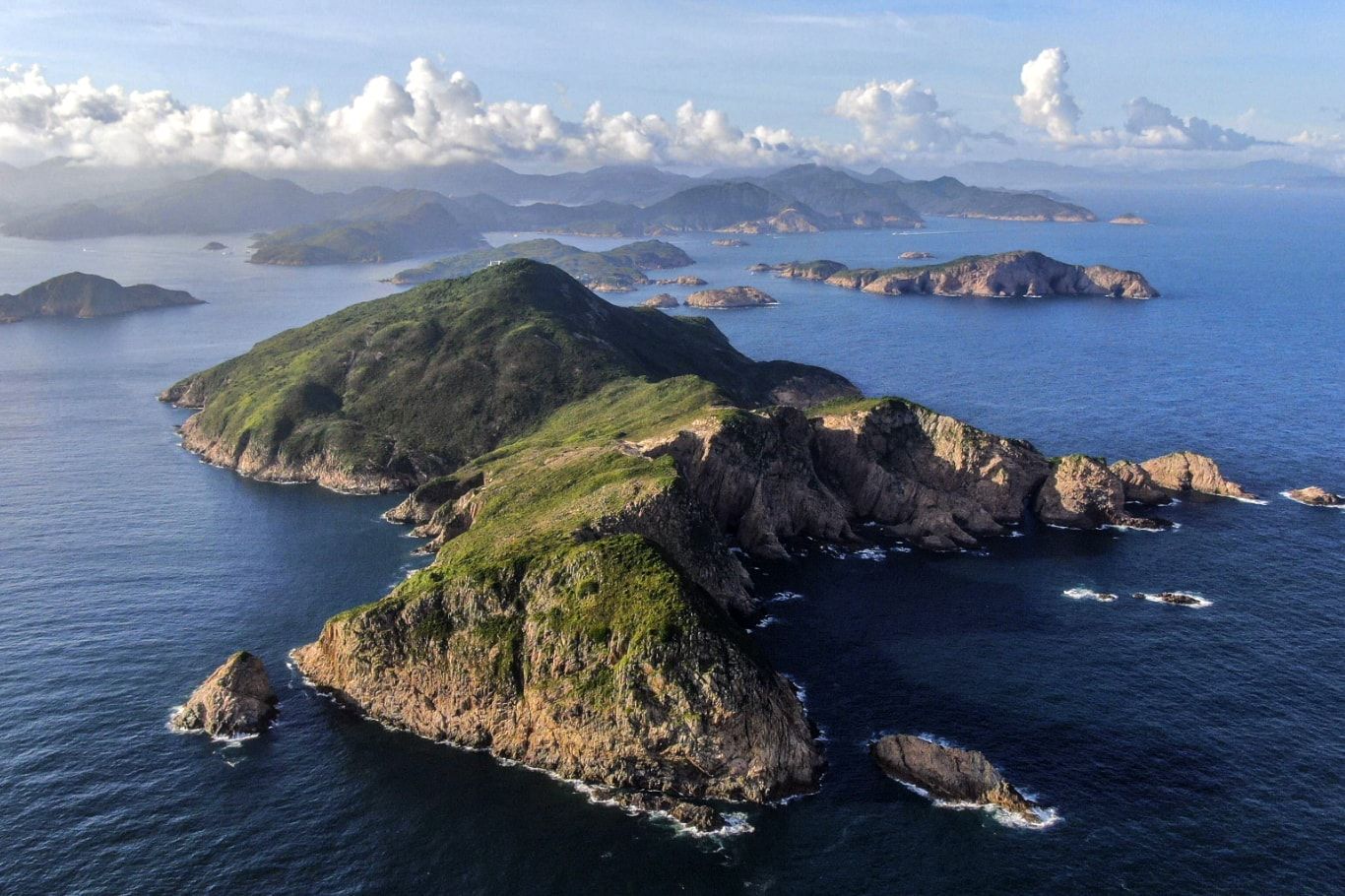 Basalt Island’s untouched beauty awaits discovery by discerning Hong Kong yacht explorers.