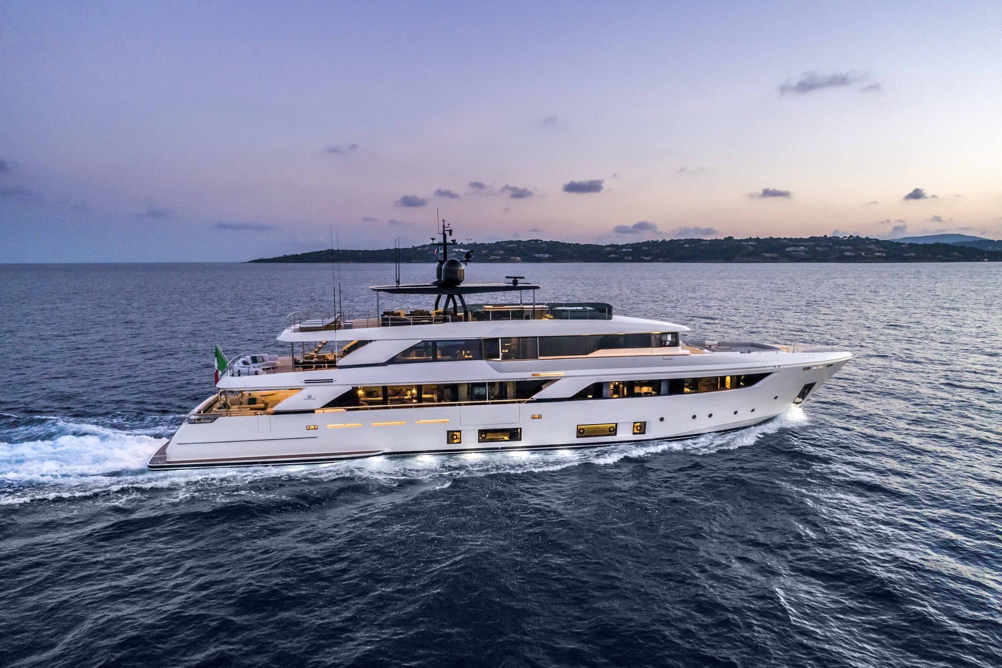 Customline Navetta 42 crusing at sunset