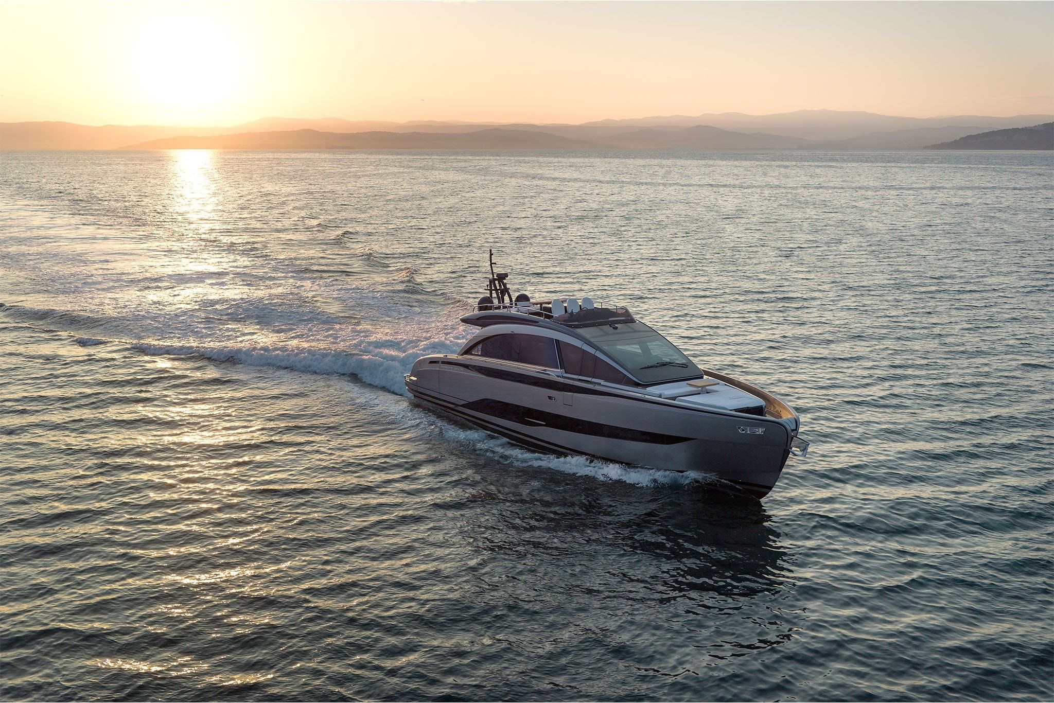 Pershing GTX 70 -Starship Yachts