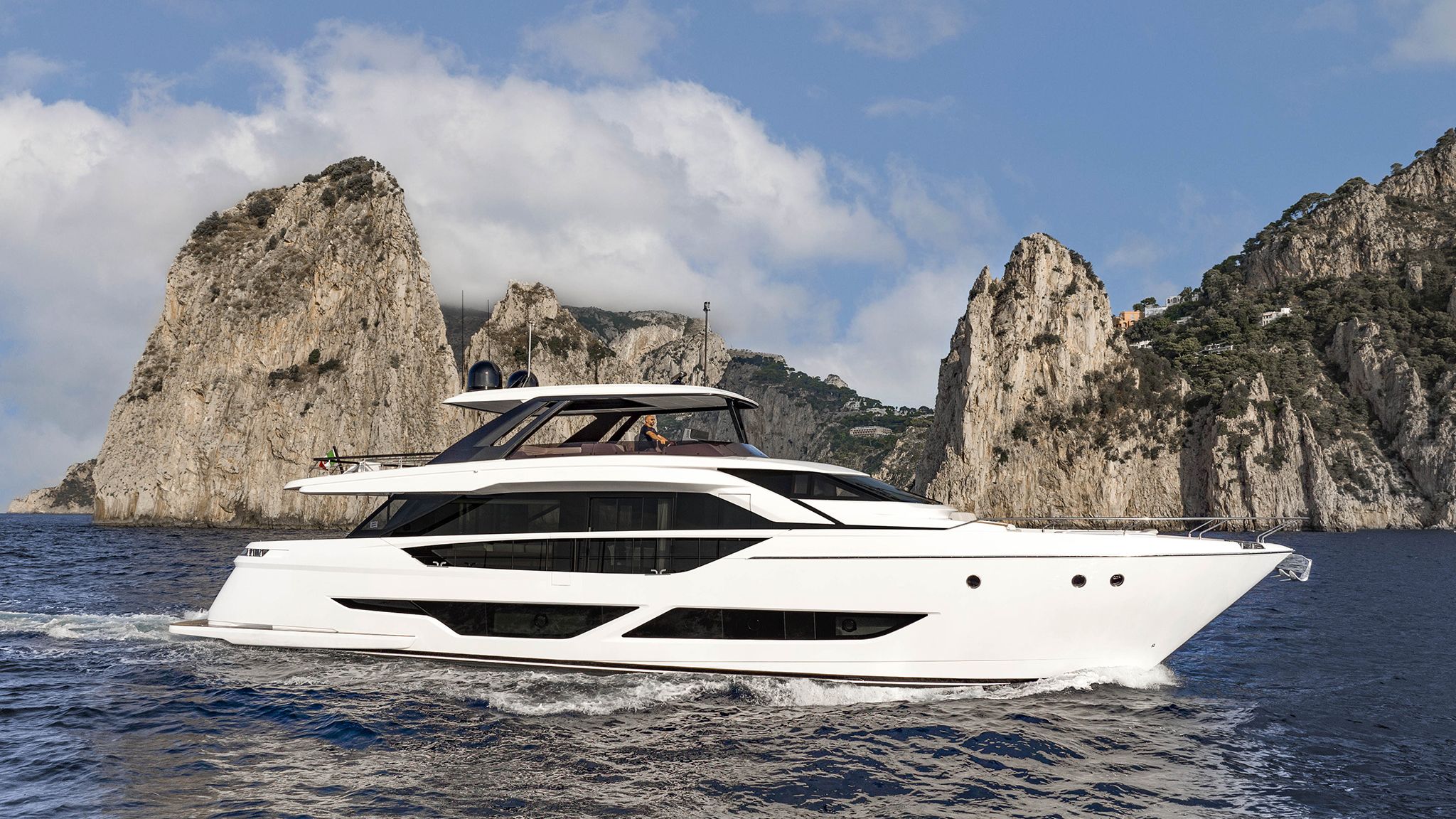 FerrettiYachts860Cruising_0005